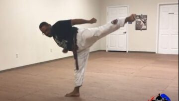 side thrust kick